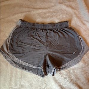 Nike Dri-fit Shorts 3.5”, Large, Gray
